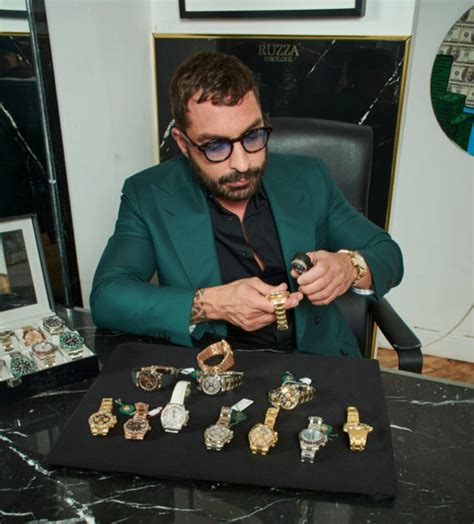 truffa a milano rolex|Lorenzo Ruzza, l'orologiaio star dei social smaschera .